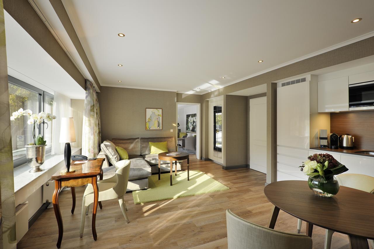 카스텐스 호텔 루이젠호프 하노버 외부 사진 Interior of a typical apartment